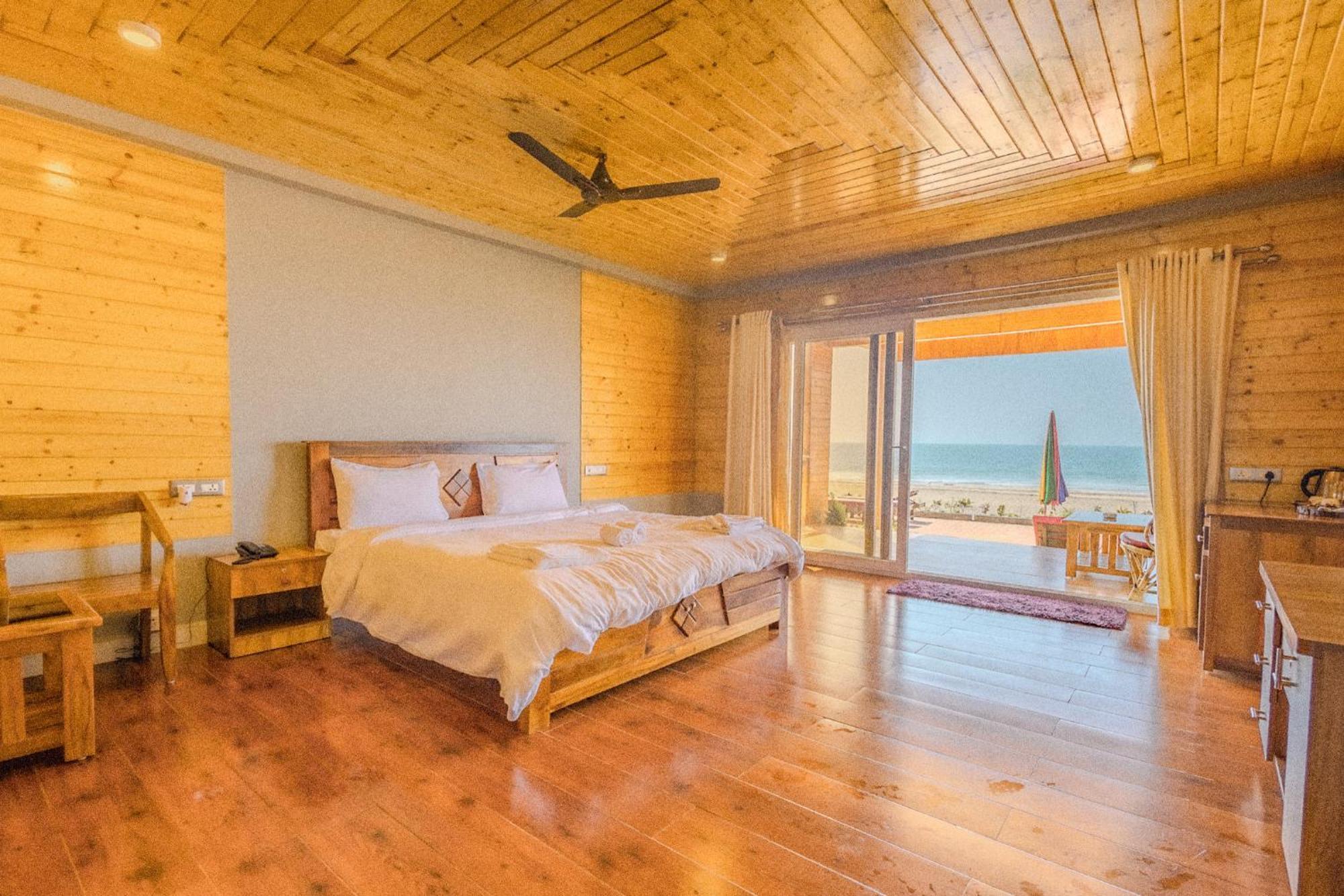 The O2H Agonda Beach Resort Exterior foto